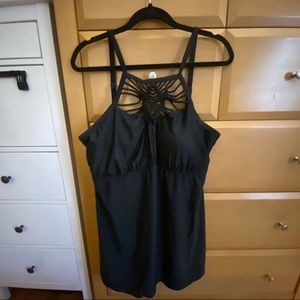 Women’s plus size bathing suit